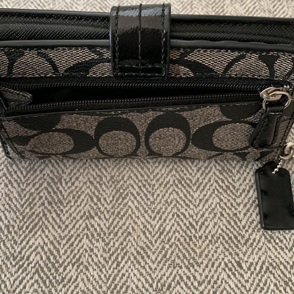 Coach Wallet - Picture 7 of 14